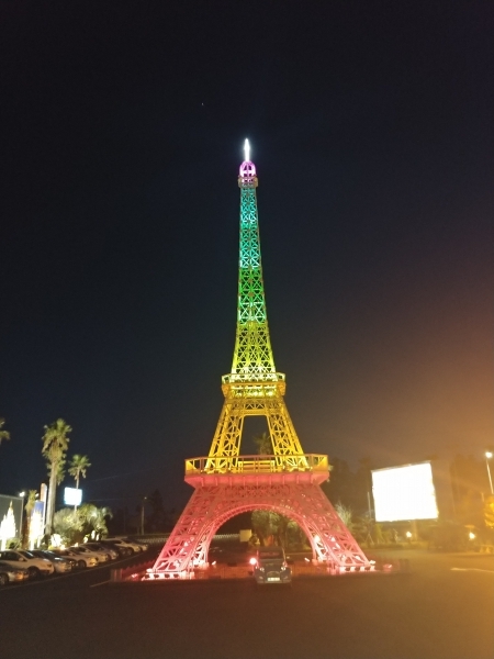 푸조 시트로엥 자동차 박물관 전경 에펠탑