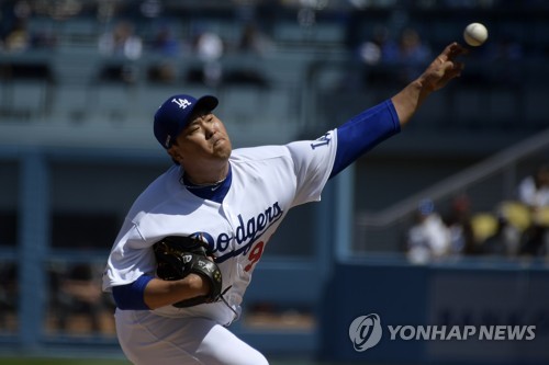 류현진, 박찬호 이래 18년 만에 한국인 MLB 개막전 승리 투수 [AP=연합뉴스]