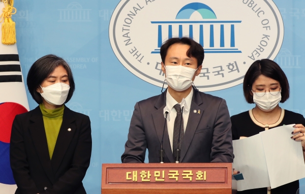 '사법농단 법관탄핵' 제안하는 이탄희 강민정 용혜인 [연합]