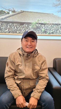 이주 10년차인 유현상씨.