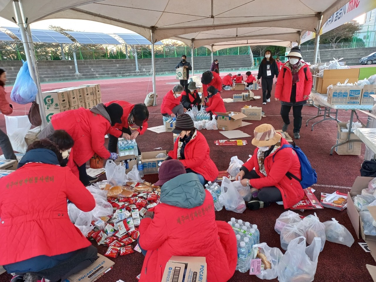 제주 국제마라톤대회 자원봉사활동. 