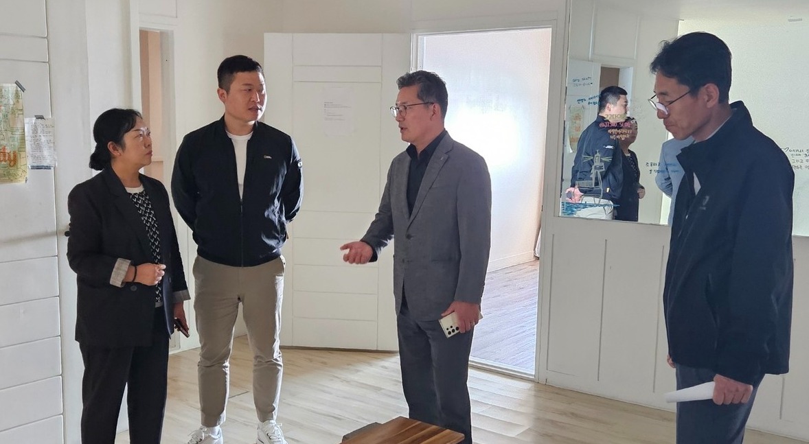 31일 외국인 계절근로자 입도...제주농협 준비 만전 31일 외국인 계절근로자 입도...제주농협 준비 만전