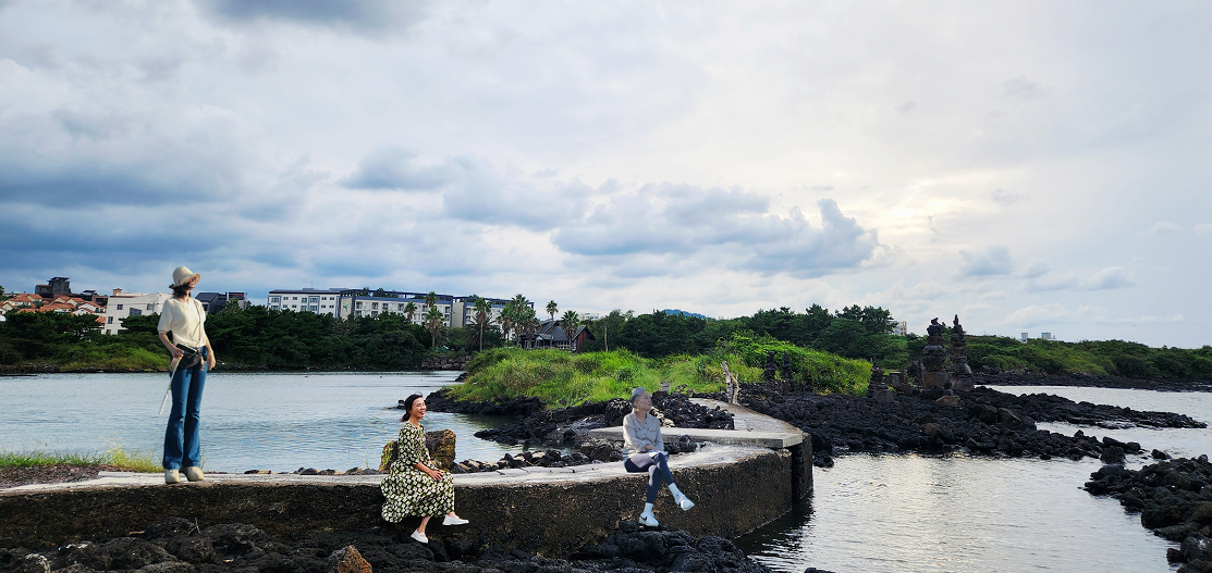 제주에서 한달살이를 한 김소영, 심은주, 이경희씨. [사진=김소영씨]