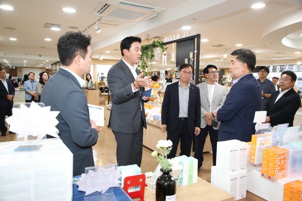 제주도의회 미래위, 민생‧경제 지원기관 방문 - 뉴스 썸네일 이미지