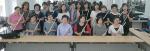 제주설문대여성문화센터 플루트동아리 회원들이 플루트를 손에 들고 기념사진을 찍고 있다.